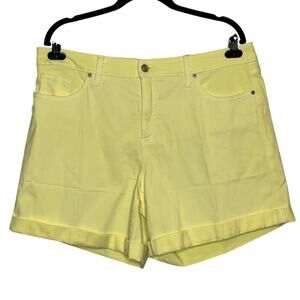 Chicos NEW So‎ Slimming Girlfriend Yellow Cuffed Shorts Size 2.5 US 14